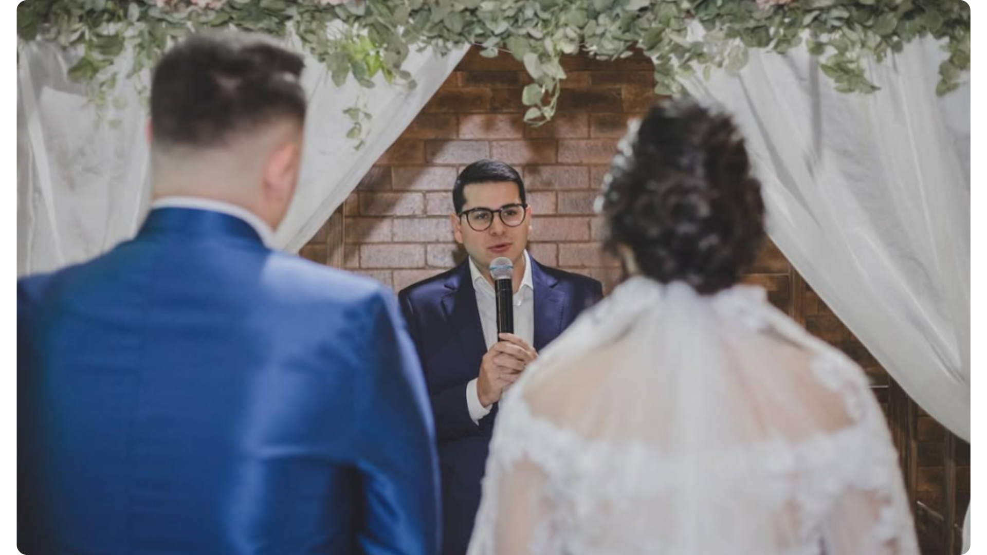 Tradicional e solene